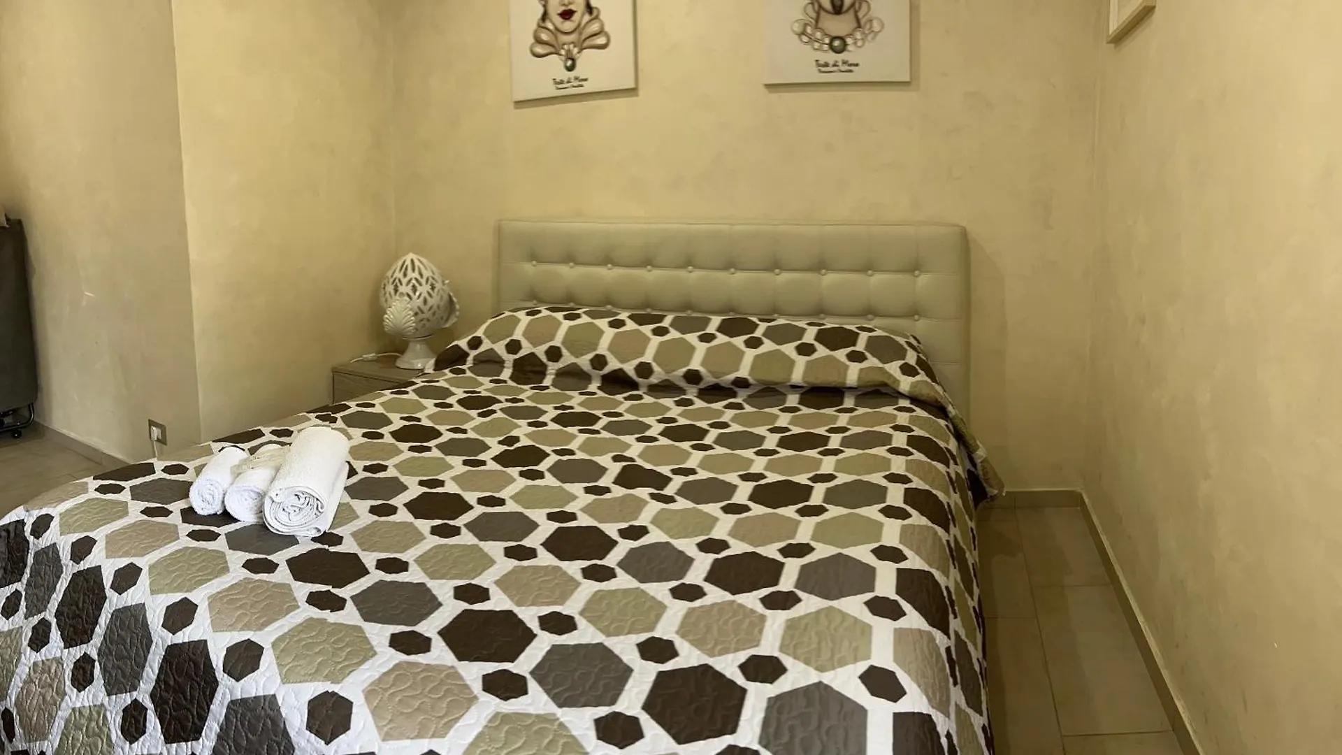 Holiday House Katane 카타니아 이탈리아